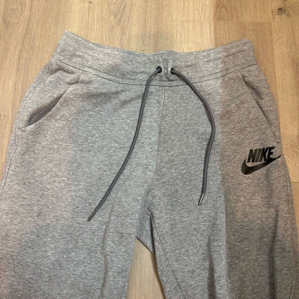 Nike women’s sweats. Size M